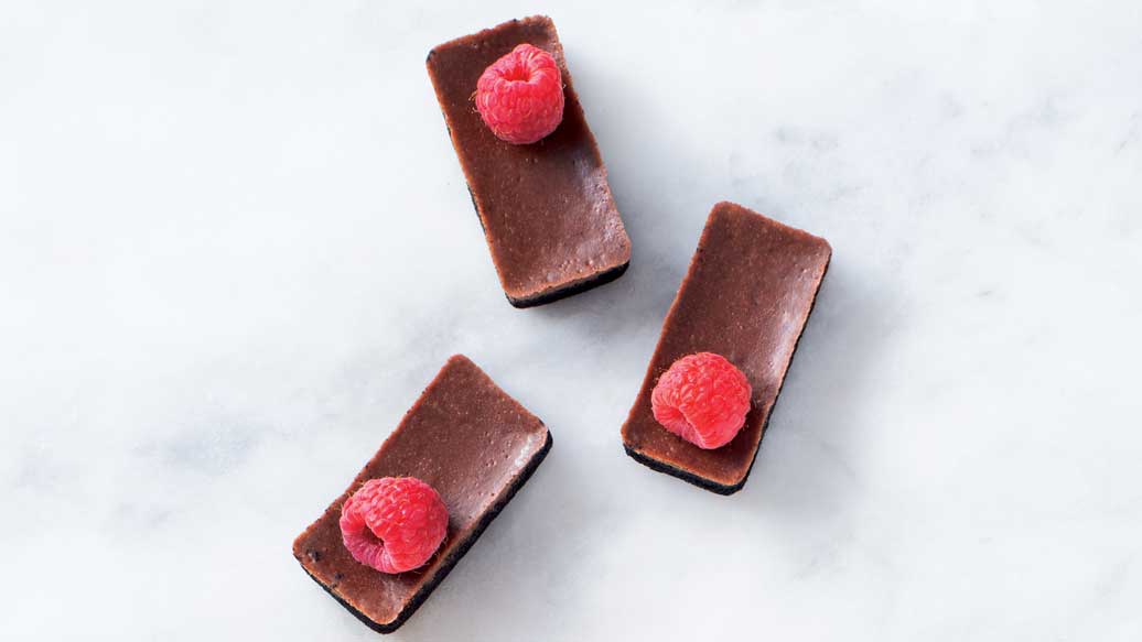 Fudgy Chocolate Cheesecake Bites