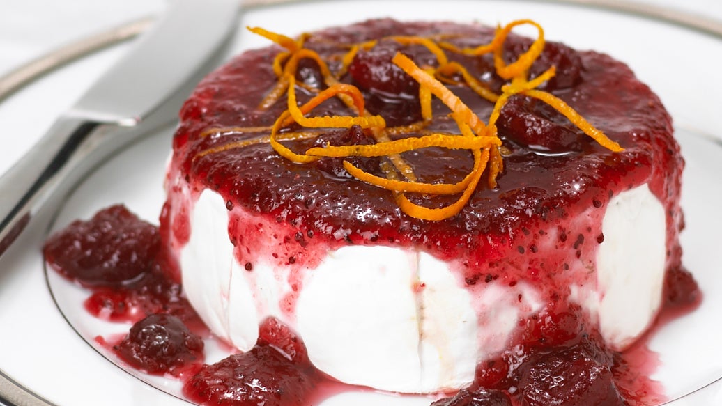 Baked Brie with Cranberry Sauce