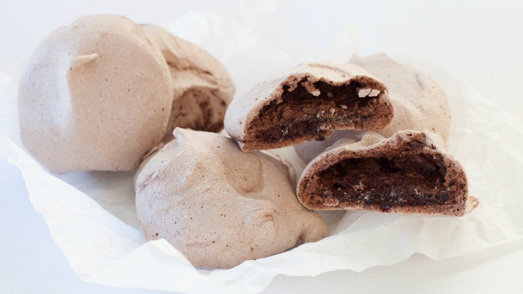 Chocolate Meringue Kisses