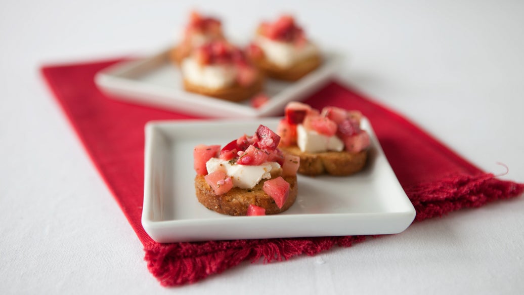 Herb & Garlic Apple Crostini