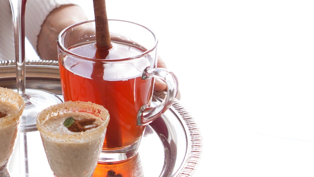 Mulled Wine with Citrus-Brandy