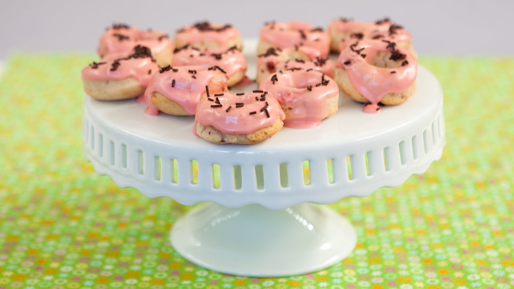 Strawberry Buttermilk Donuts