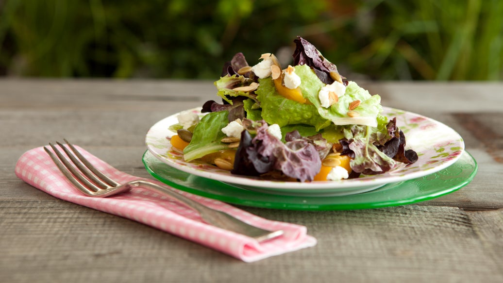 Summer Greens with Balsamic Berry Dressing