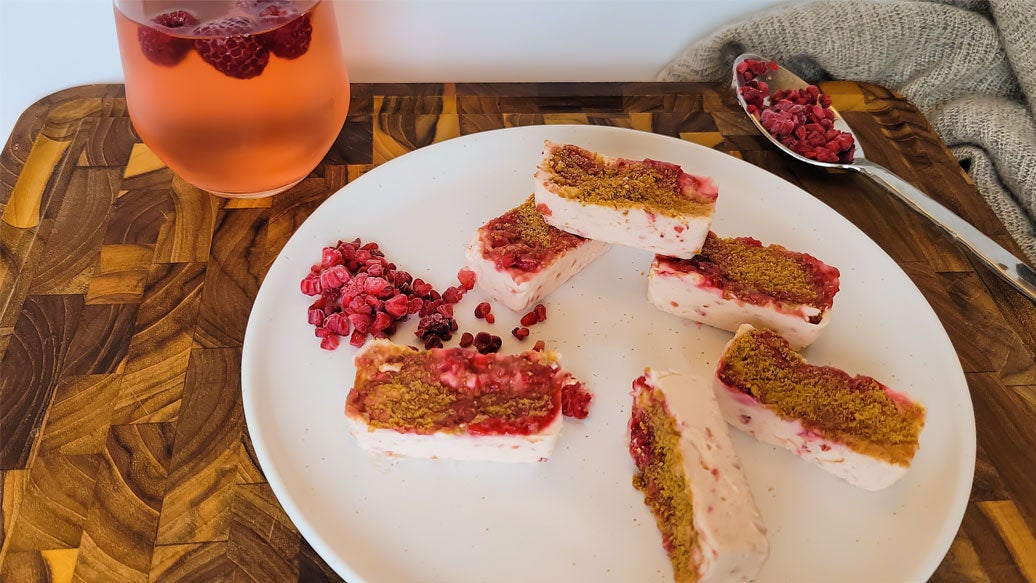 Berry Swirl No-Bake Cheesecake Petites