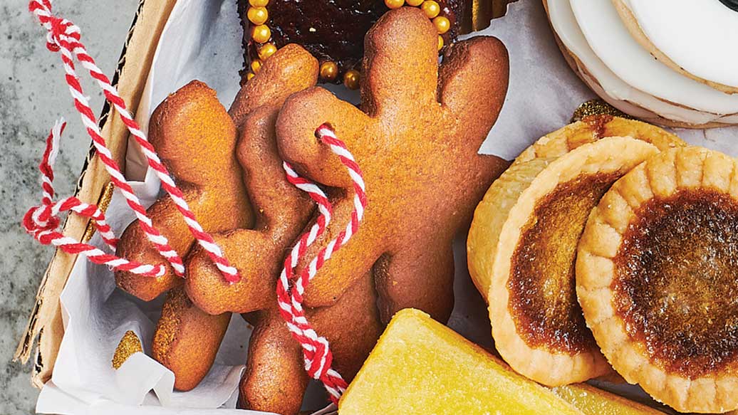 Cinnamon Snowflake Snaps