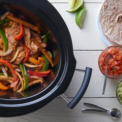 Slow Cooker Easy Fajitas