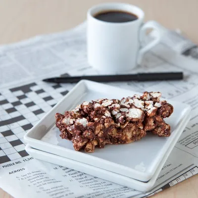 4-Minute Steamer Peanut Butter & Chocolate Popcorn Bars