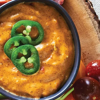 Ooey Gooey Queso Hot Dip