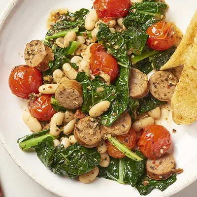 Kale, Sausage, and White Bean Sauté