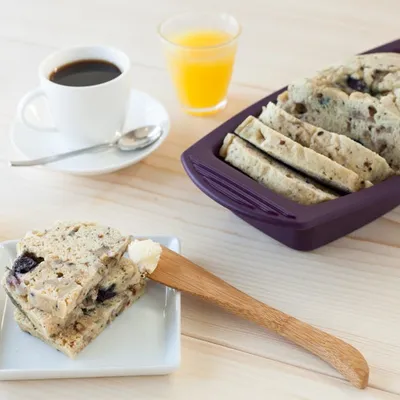 Berry Brainy Banana Bread 