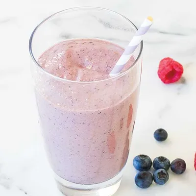 Berry Cheesecake Smoothie