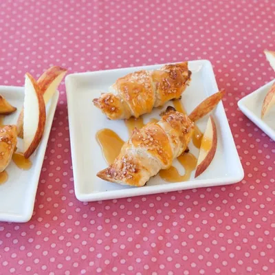 Hot Buttered Rum Apple Strudels