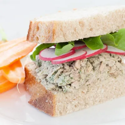 Lemon Dilly Tuna Sandwiches