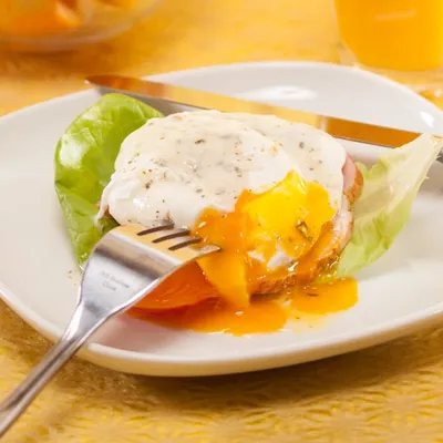 Lighten-Up Eggs Benny