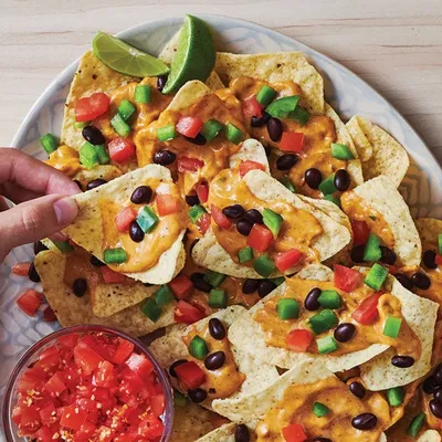 No Bake Queso Nachos