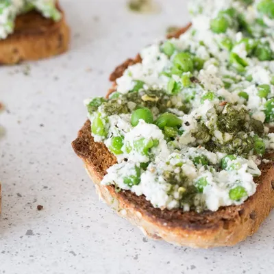Pea & Ricotta Tartine