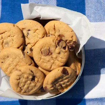 Peanut Butter and Chocolate Chip Cookies