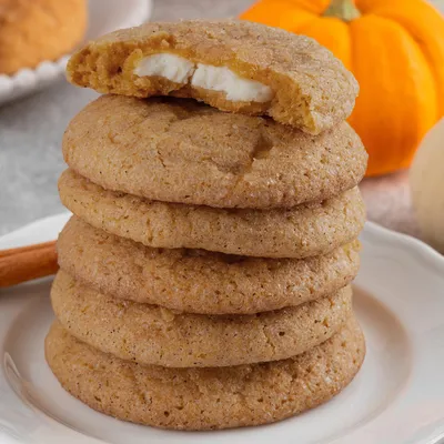 Pumpkin Cheesecake Cookies