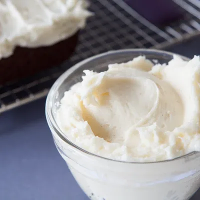 Simple Vanilla Coco Icing