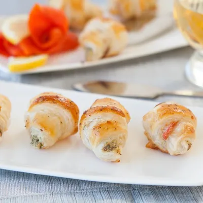 Smoked Salmon & Lemon Dilly Appies