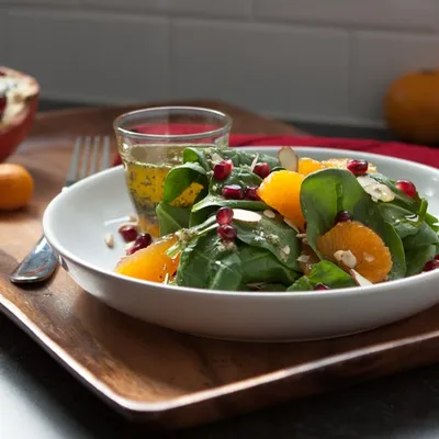 Spinach, Clementine and Pomegranate Salad