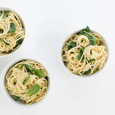 Spinach and Herb Linguine