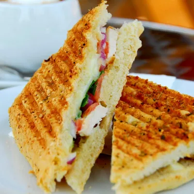 Tomato MOB (Mozzarella and Basil) Sandwiches