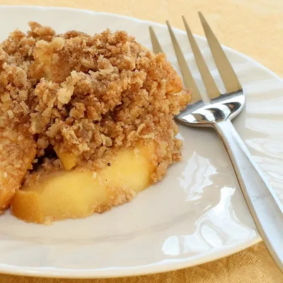 Traditional Apple Crisp