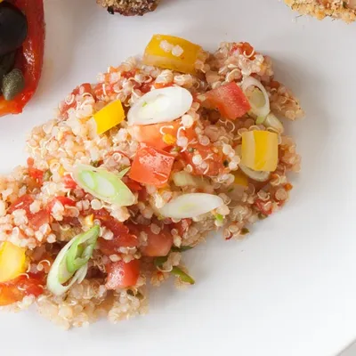 Zesty Quinoa & Tomato Salad