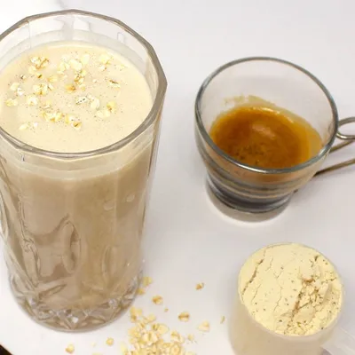 Creamy Vanilla Latte Smoothie