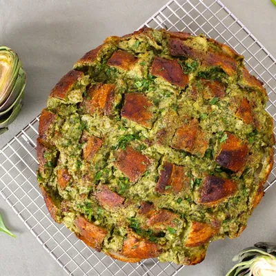 Spinach & Artichoke Pull-Apart Bread 